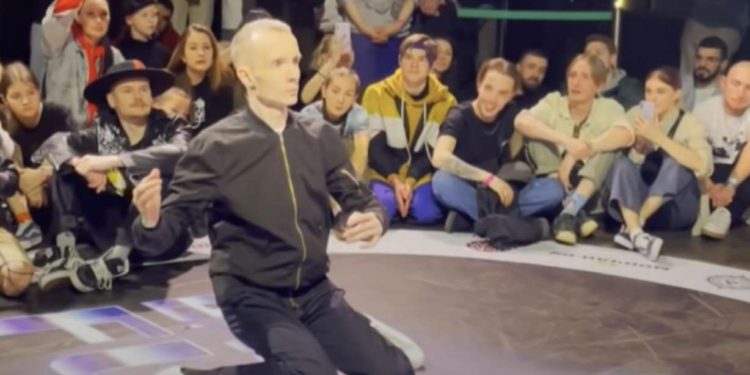 Have You Seen This? Is this a sophisticated robot or a man?