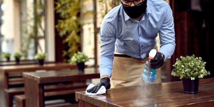 Restaurants Face Down Omicron | PYMNTS.com