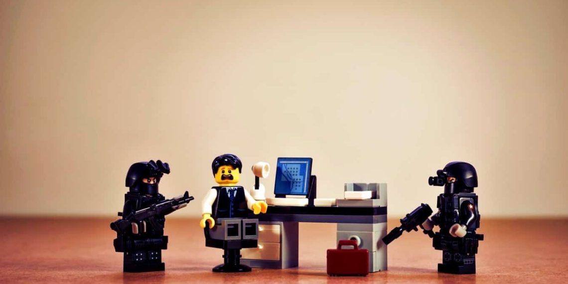 Romanian arrested for ransomware attacks and data theft