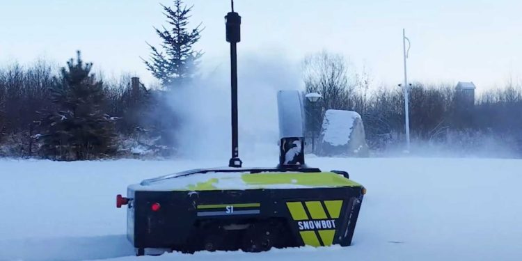 Snowbot Is The Autonomous Driveway-Clearing Snow Blower Of Your Dreams