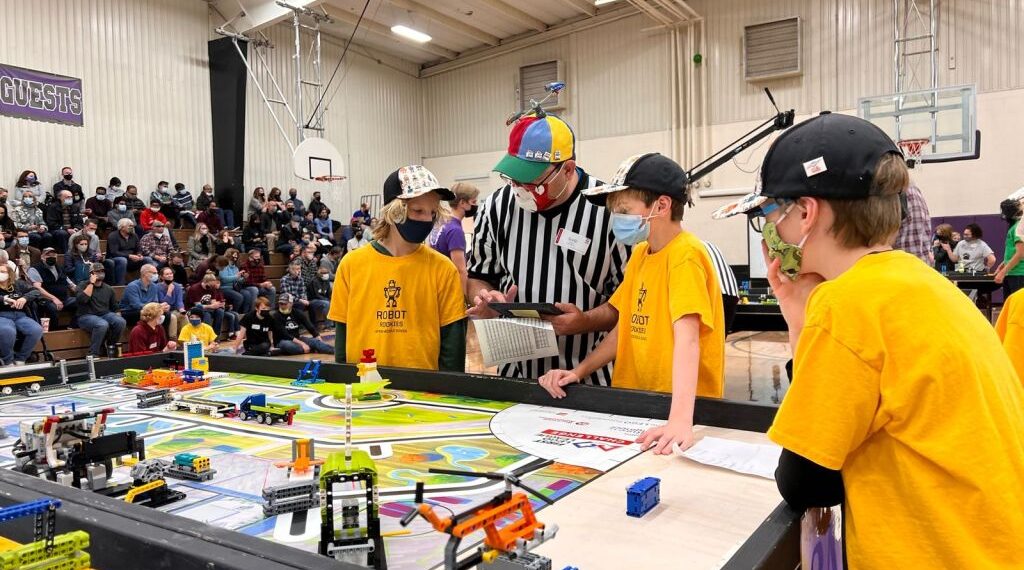 Aspen’s ‘Robot Rookies land second place in part of state robotics competition