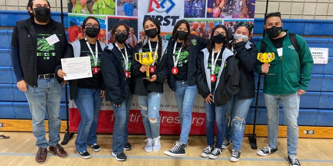 Delano, Lost Hills teams take top awards in LEGO competition