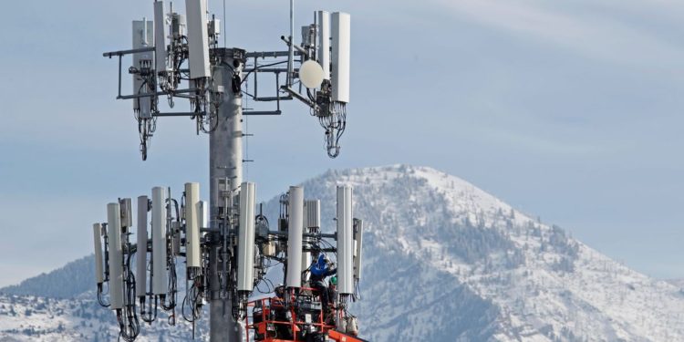 AT&T, Dish, and T-Mobile spend billions on more 5G spectrum