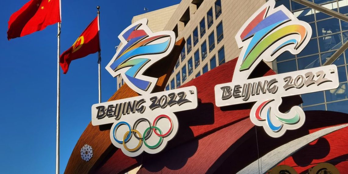 US athletes told to use burner phones at Beijing Winter Olympics