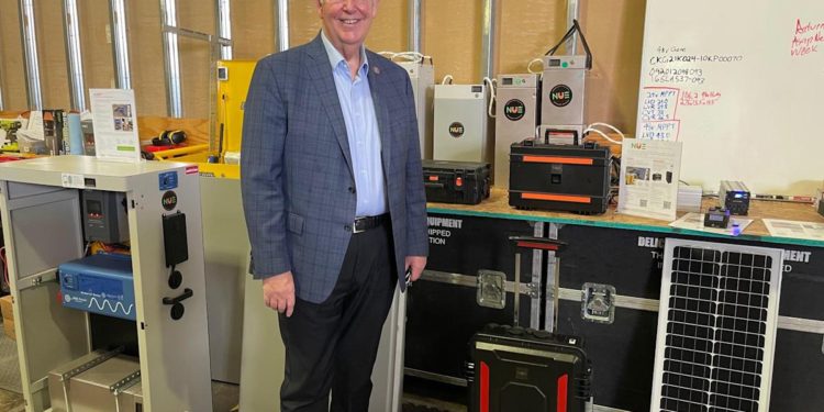 Tom O’Halleran Visits Mobile Solar Startup New Use Energy Manufacturing Facility in Tempe, AZ, to Discuss Reaching Isolated Arizonians With No Access to Power