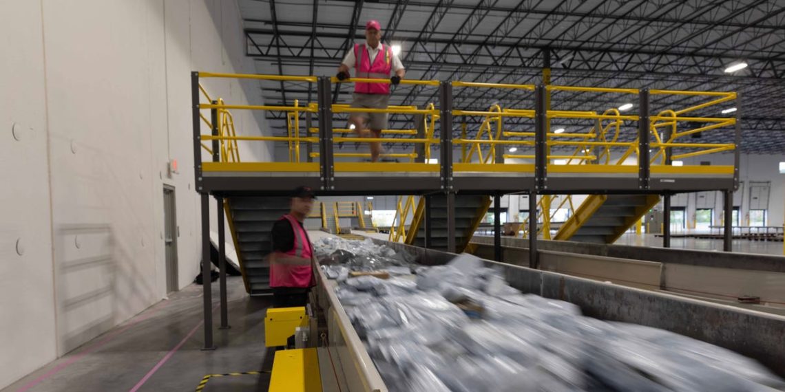 An Amazon Logistics Vet’s Tips for Handling Peak Season As a Startup