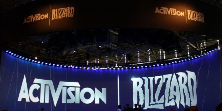 Vergecast: Microsoft to acquire Activision, Google building a headset, and the 5G battle with airlines