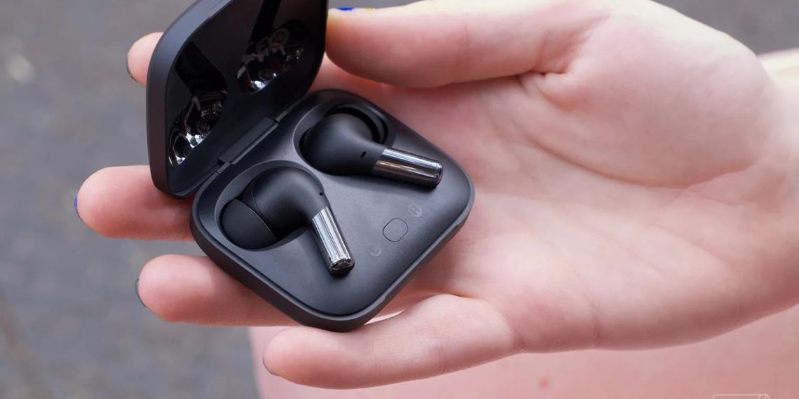 OnePlus Buds Pro gain multipoint support after latest update