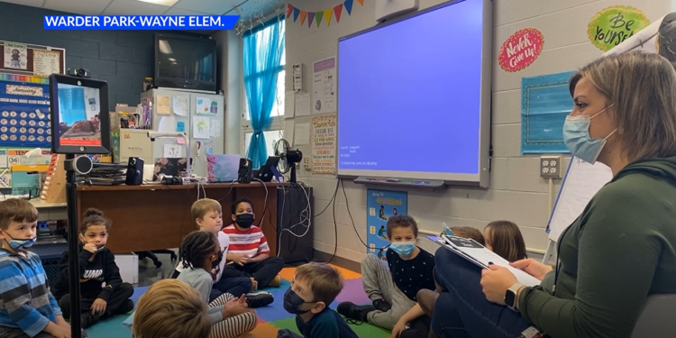 Springfield 2nd grader attends school via Double Robotics