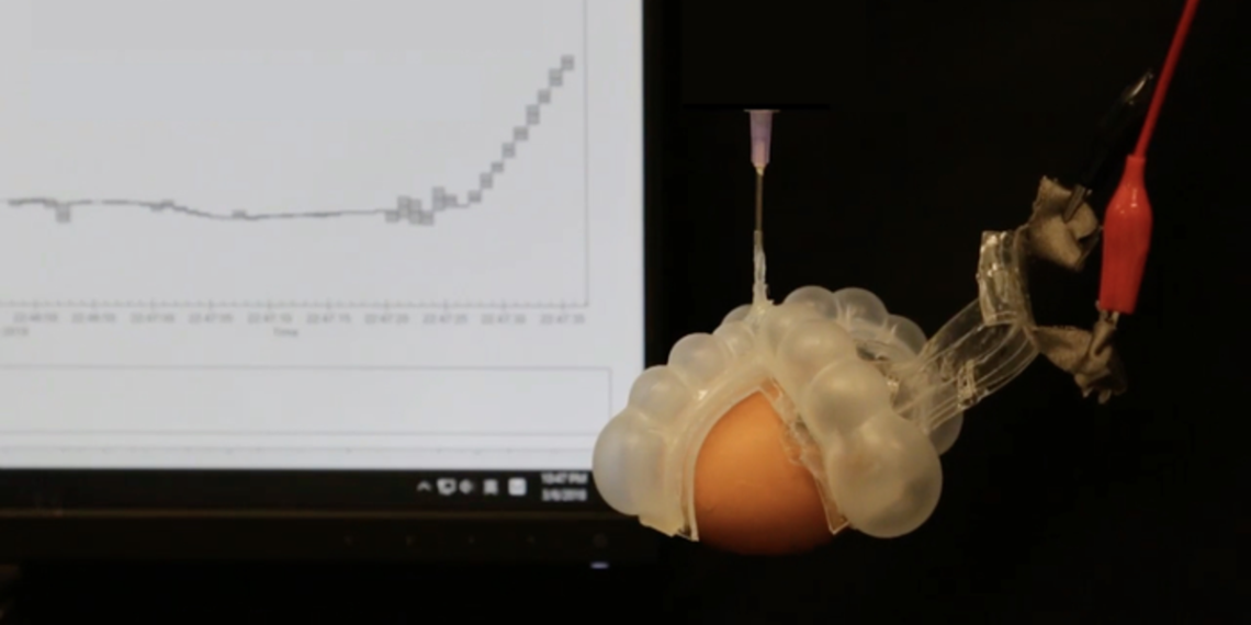 Scientists build stretchable thermometer that could lead to next-gen clothing and soft robots
