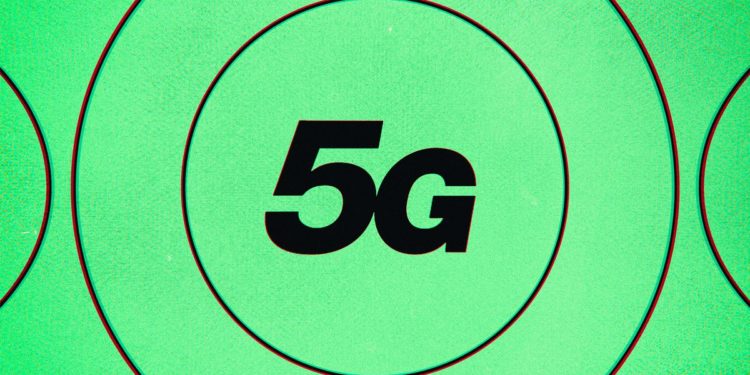 US officials ask AT&T, Verizon for another 5G delay to protect aircraft