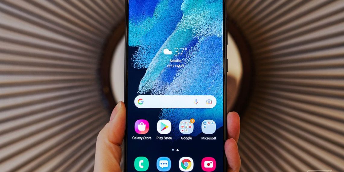 Samsung announces Galaxy S21 FE, a pared-down flagship for $699