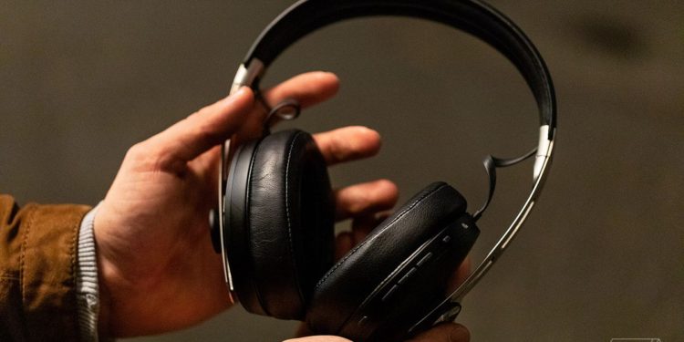 The best cheap noise-canceling headphone deals right now