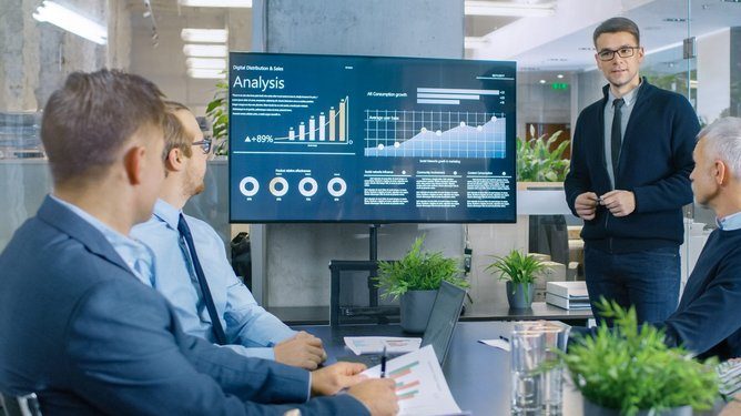 Investments in FinTech solutions: Moss, Circula & Sequoia
