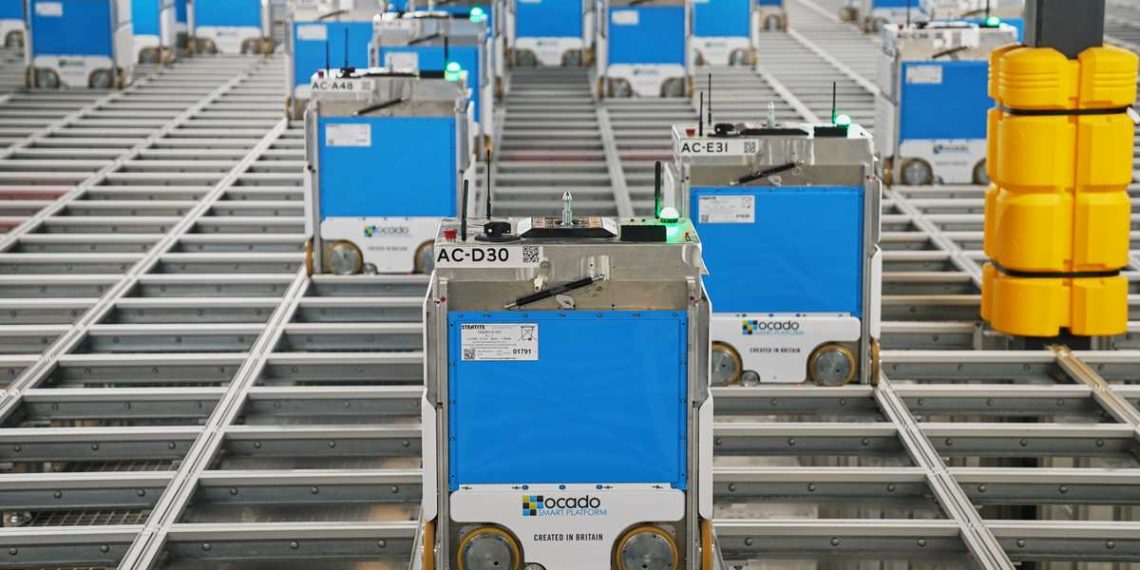 Kroger bringing ‘hive’ with robots to pack groceries in Louisville