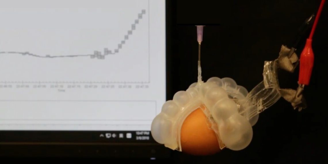 Stretchable, flexible thermometer could find use in soft robotics