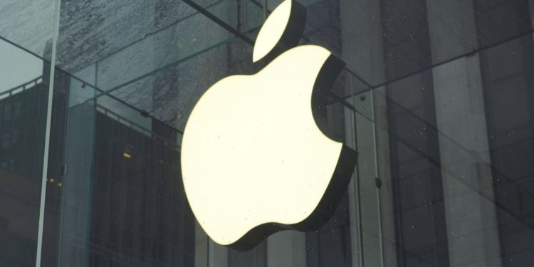 Apple will now require employees to submit proof of COVID-19 booster shot