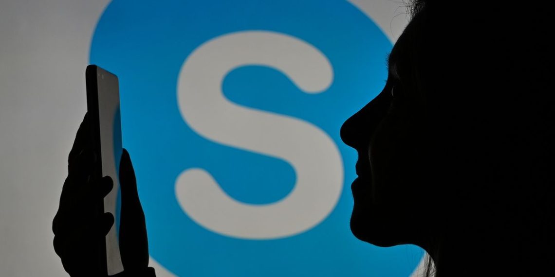 Skype users in the US can now make 911 calls from their computers