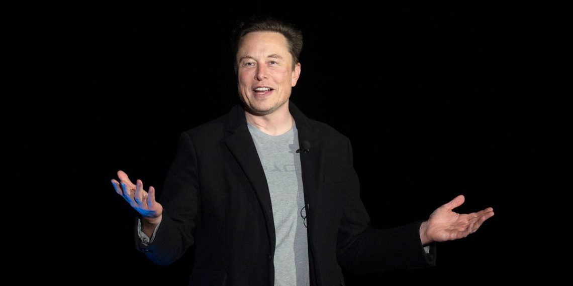Tesla CEO Elon Musk accuses the SEC of ‘leaking’ information