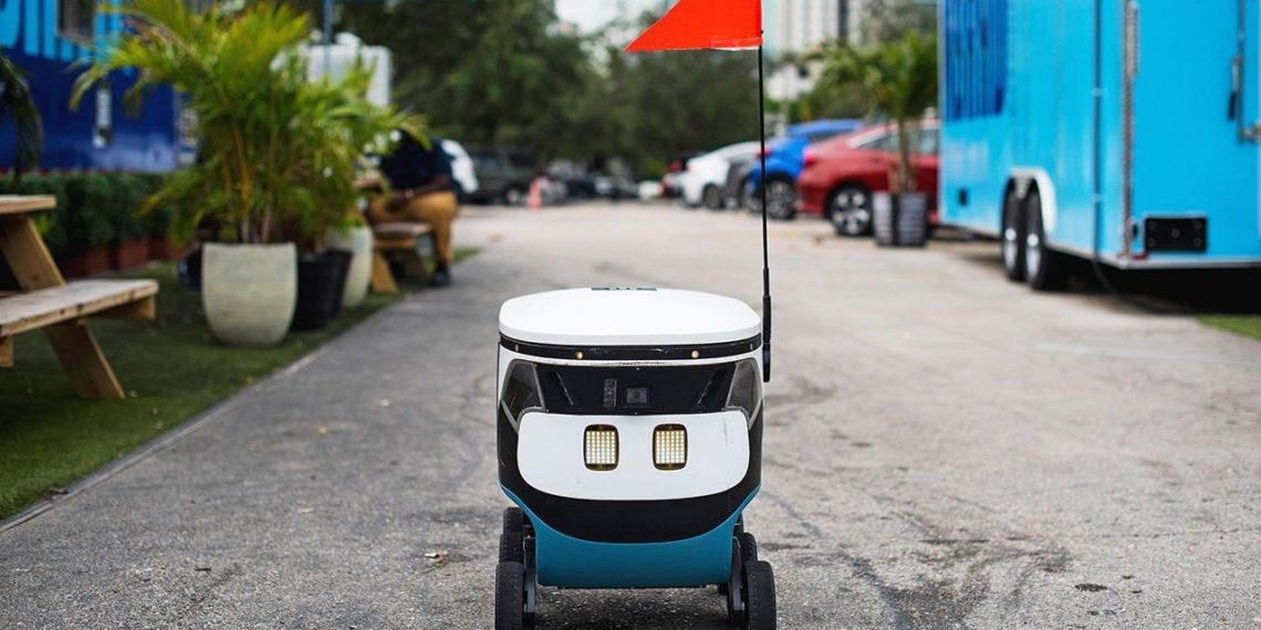 Sidewalk robots are already busy delivering groceries