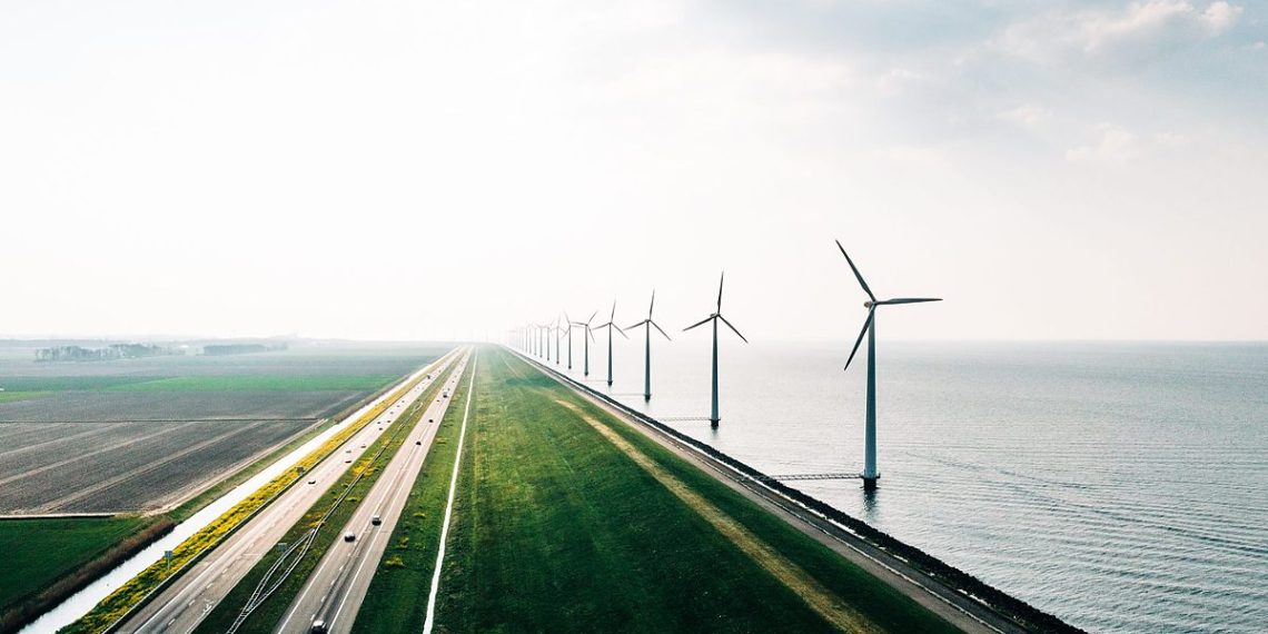 Riverstone eyes early-stage investments with stake in Blackhorn