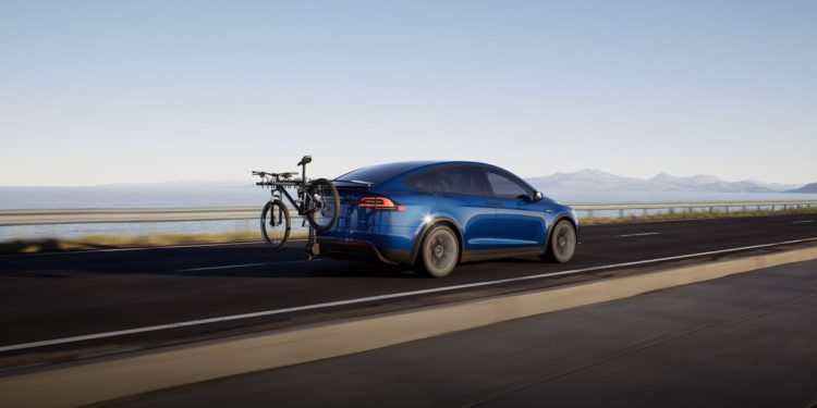 Tesla recalls cars to fix pedestrian warning sounds being interrupted