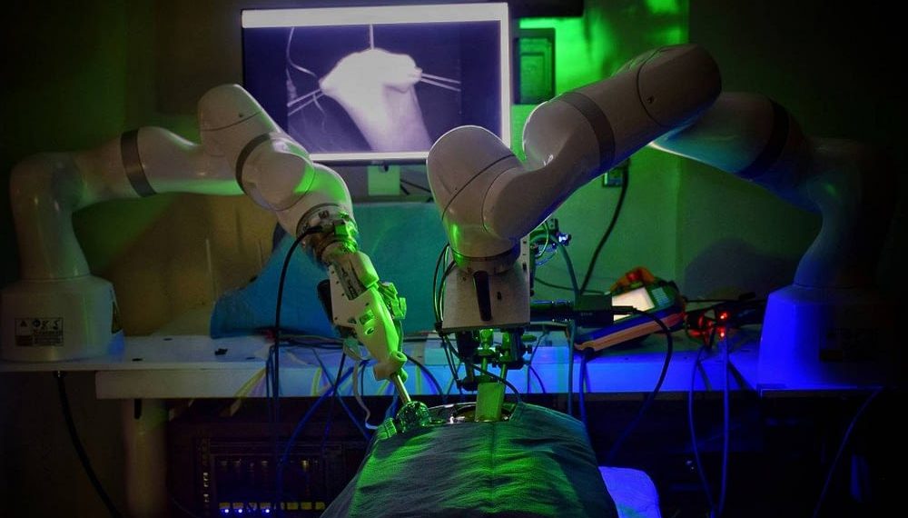 Robot Performs First Fully-Automated Laparoscopic Surgery