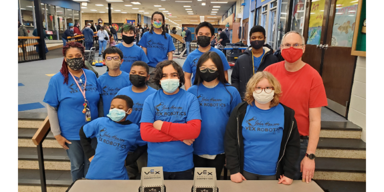 Middle, high school Robotics teams receive awards from VEX Robotics Competition | details