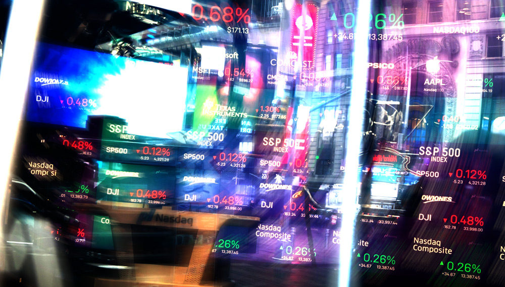 VC Valuations Climb Higher Still as Hedge Funds and Other Nontraditional Investors Pile In