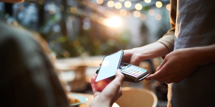 Apple Is Putting Fintech Competitors on Notice