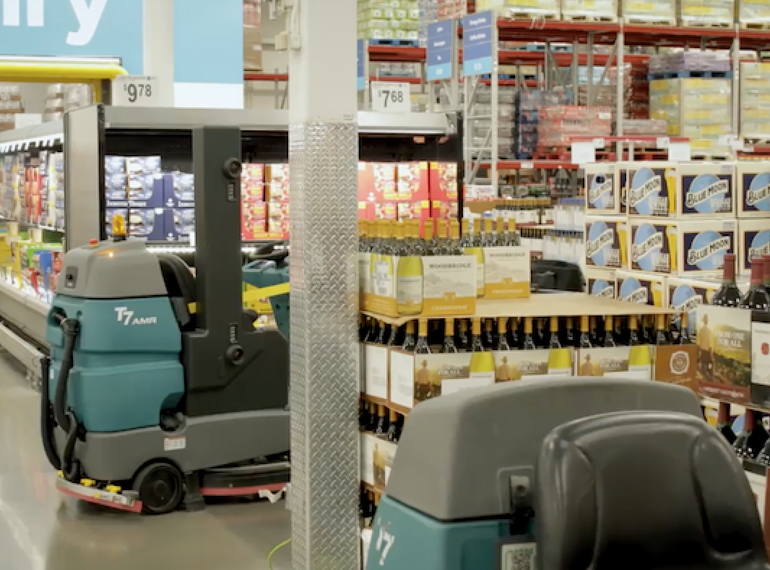 Sam’s Club betting its cleaning robots can do double duty