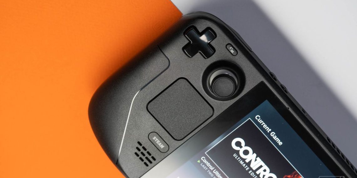 Vergecast: reviews for the Steam Deck and Samsung Galaxy S22 Ultra