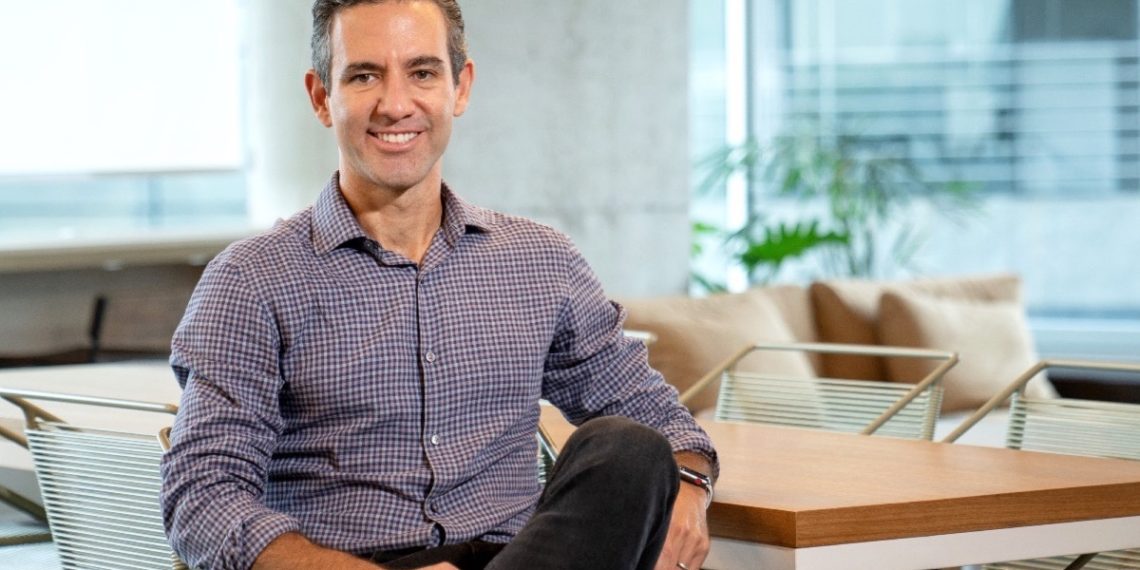 Warren Buffett doubles down on Brazilian fintech Nubank with $1bn stake