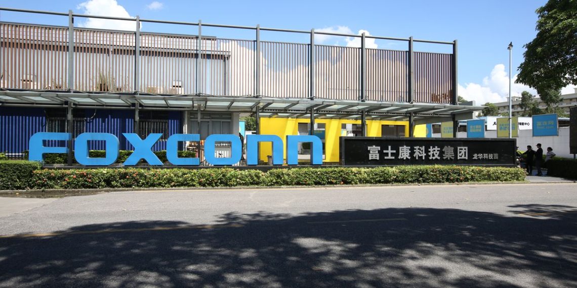 Foxconn halts production as Shenzhen goes into lockdown