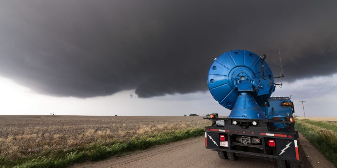 Global science project links Android phones with satellites to improve weather forecasts