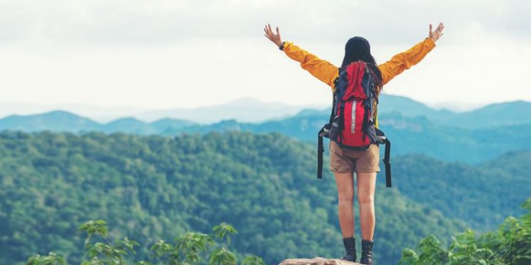 STARTUP STAGE: HeyCray is a social-selling video app for travel