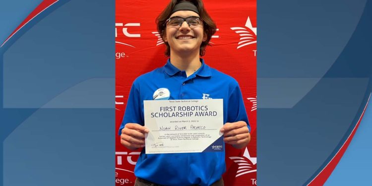 Frenship High School student receives TSTC scholarship at robotics competition | KLBK | KAMC