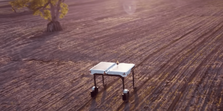 Solinftec & Growmark collaborate on new field management robot