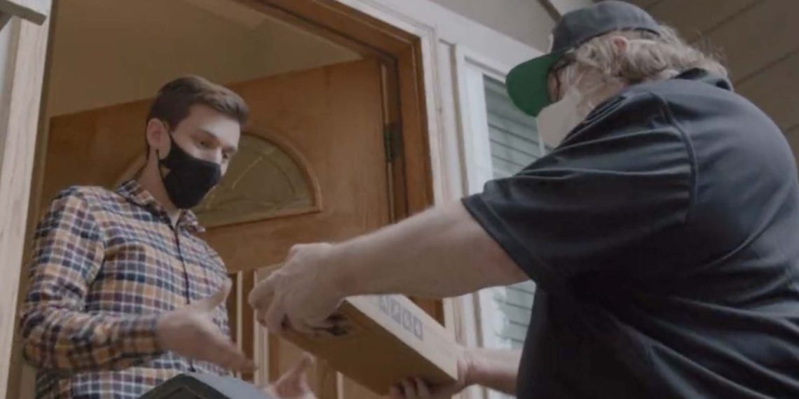 Watch Valve’s Gabe Newell deliver Steam Decks to mostly confused customers