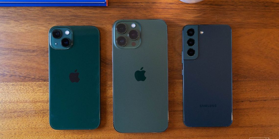 Apple’s green iPhone 13 and 13 Pro versus Samsung’s green Galaxy S22