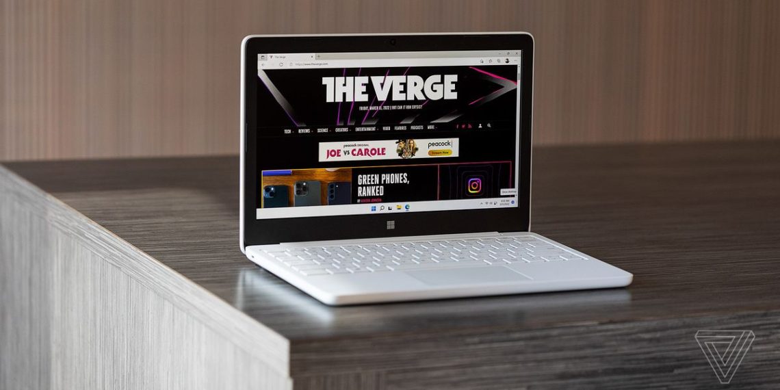 Microsoft Surface Laptop SE review: just get a Chromebook