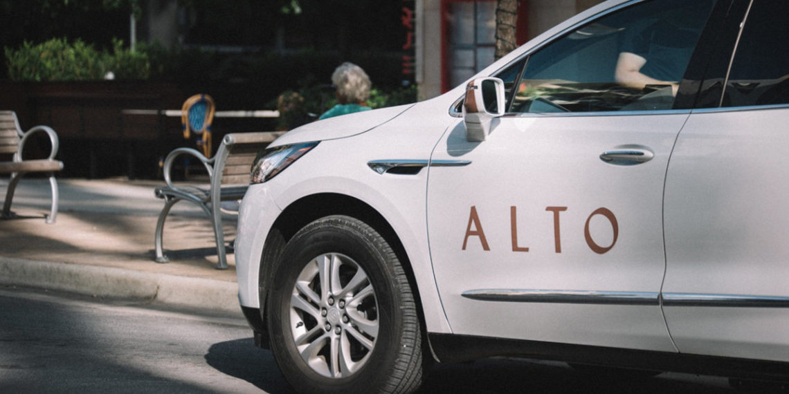 New Luxury Ride Startup Tries to Muscle in on Uber, Lyft