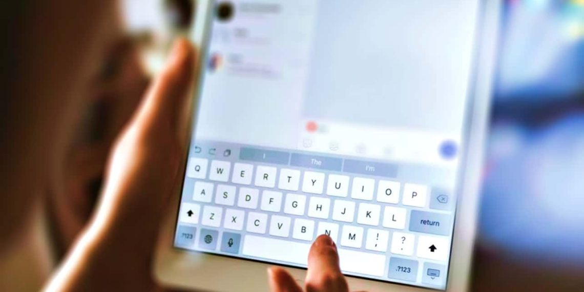 How To Make A Messenger App