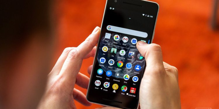 Android 101: how to organize your homescreen