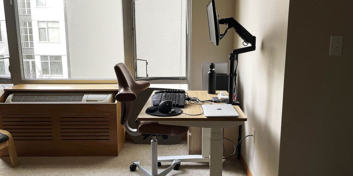 Fully Jarvis standing desks are 15 percent off until March 21st