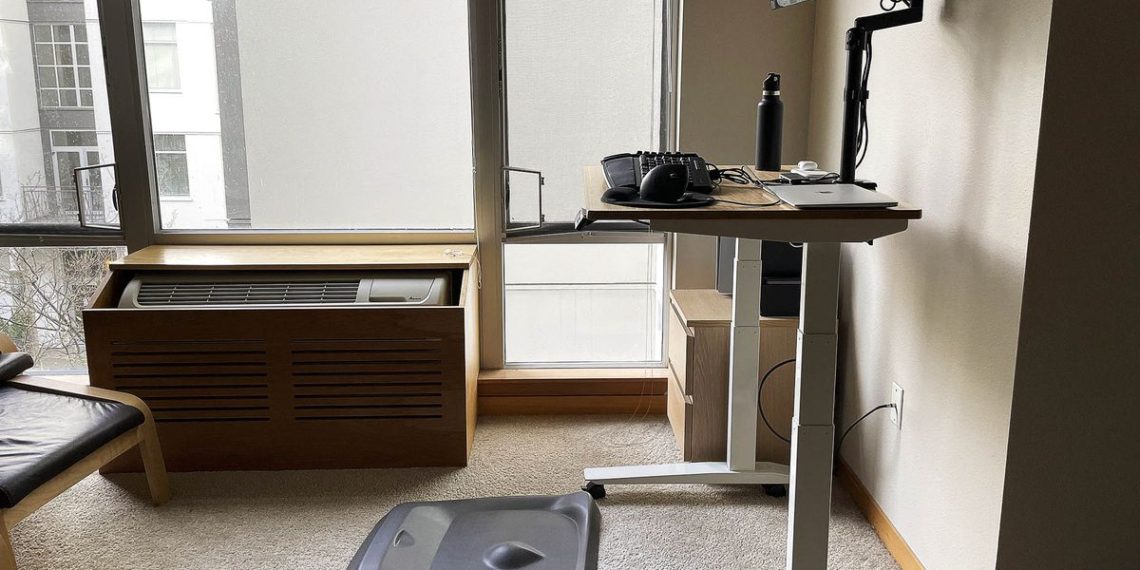 Fully’s stellar Jarvis standing desks are still 15 percent off