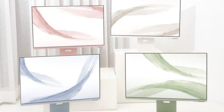 Samsung’s M8 monitor comes with a webcam, speakers, and smart TV features for $700