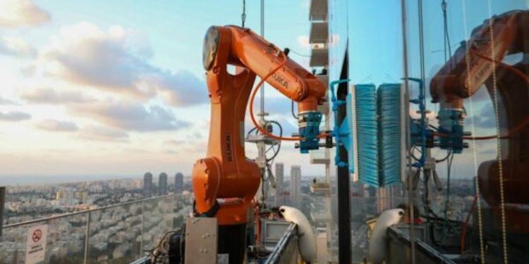 Skyline Robotics unveils ‘world’s first high-rise window-cleaning robot’ Ozmo