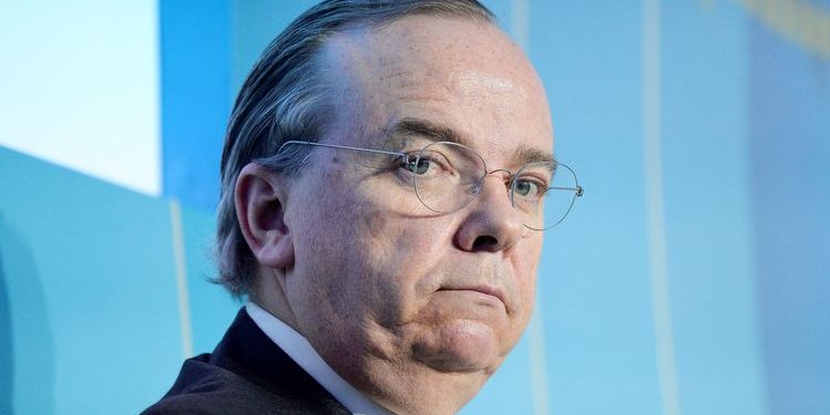 Former HSBC chief executive Stuart Gulliver joins fintech firm MillTechFX