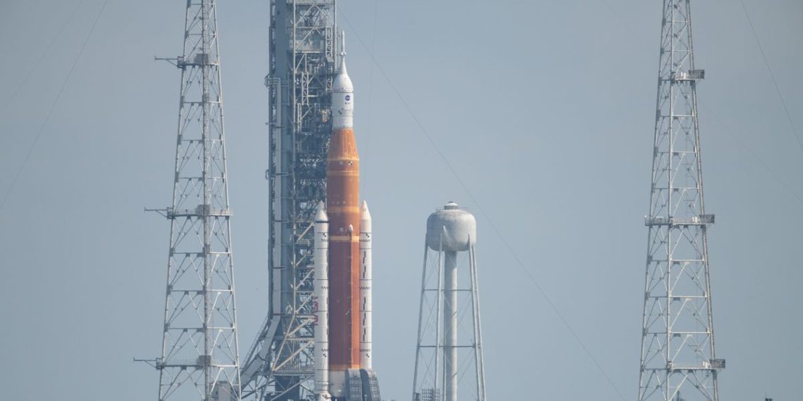 NASA delays dress rehearsal of new megarocket